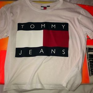 Tommy Hilfiger cropped t-shirt